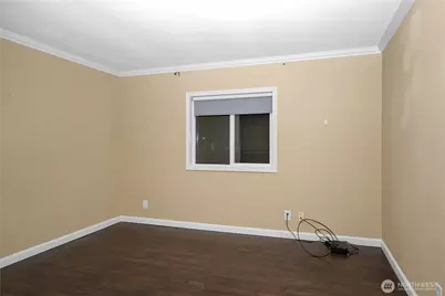 15253 Pine Drive, Renton, WA 98058 - Photo 16