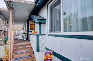 2725 E Fir St, Mount Vernon, WA 98273 - Photo 16