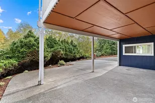 11402 234th St E, Graham, WA 98338 - Photo 32