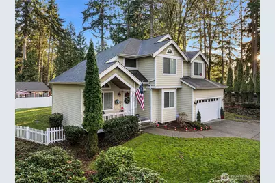 132 Park Avenue NW, Gig Harbor, WA 98335 - Photo 2