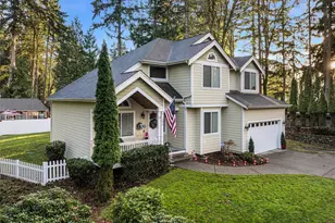 132 Park Ave NW, Gig Harbor, WA 98335 - Photo 1