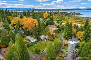 10054 NE 33rd St, Bellevue, WA 98004 - Photo 2