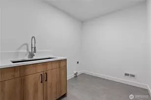 137 E Cedar Dr, Lynden, WA 98264 - Photo 32