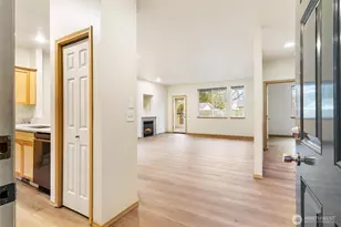 3070 S 278th Pl, Auburn, WA 98001 - Photo 4