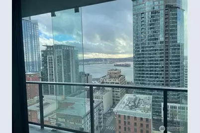 300 Virginia Street #2210, Seattle, WA 98121 - Photo 10