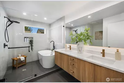 937 N 87th Street #A, Seattle, WA 98103 - Photo 16