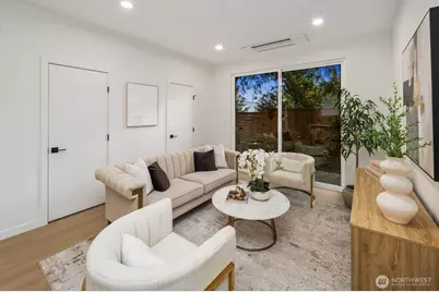 939 N 87th Street #A, Seattle, WA 98103 - Photo 6