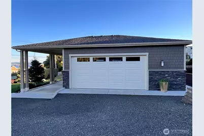 7940 Beach Drive E, Port Orchard, WA 98366 - Photo 36