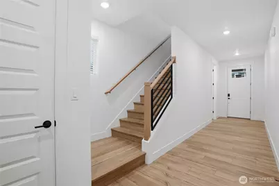 32403 Myrtle Avenue SE, Black Diamond, WA 98010 - Photo 10