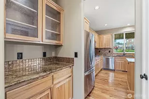 1506 NW 339th St, La Center, WA 98629 - Photo 4