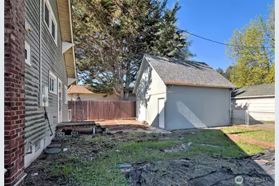 1018 W Cota Street, Shelton, WA 98584 - Photo 28