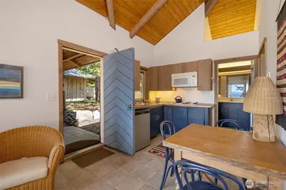 30 Smugglers Rowe, Henry Island, WA 98250 - Photo 32