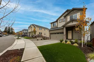 1002 121st Ave SE, Lake Stevens, WA 98258 - Photo 2