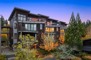 620 NE Vineyard Ln, Winslow, WA 98110 - Photo 2