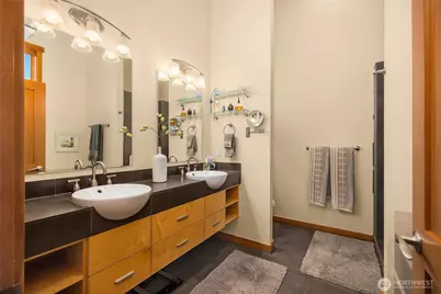 620 NE Vineyard Lane #B302, Winslow, WA 98110 - Photo 26