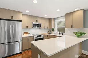 4535 NE 55th St, Seattle, WA 98105 - Photo 6