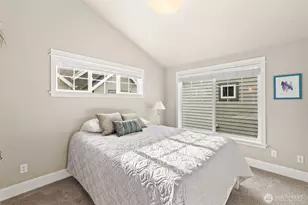 4535 NE 55th St, Seattle, WA 98105 - Photo 12