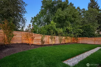 7626 NE 10th Street, Medina, WA 98039 - Photo 36