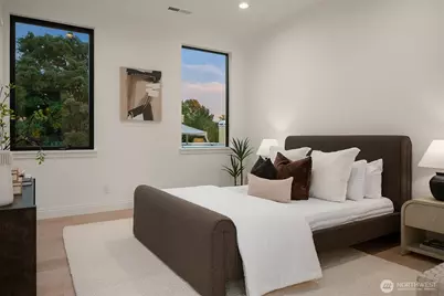 7626 NE 10th Street, Medina, WA 98039 - Photo 26