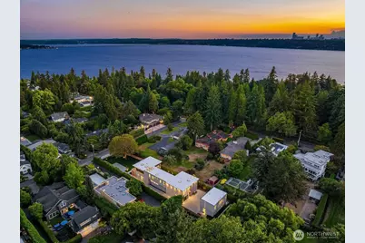 7626 NE 10th Street, Medina, WA 98039 - Photo 38