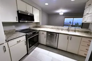 1735 W Sunn Fjord Ln, Bremerton, WA 98312 - Photo 6