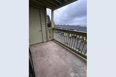 1735 W Sunn Fjord Lane #I-104, Bremerton, WA 98312 - Photo 2