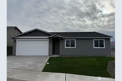 2340 2nd Street SE, East Wenatchee, WA 98802 - Photo 2
