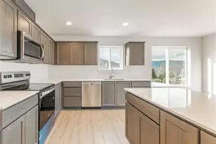 2340 2nd St SE, East Wenatchee, WA 98802 - Photo 8