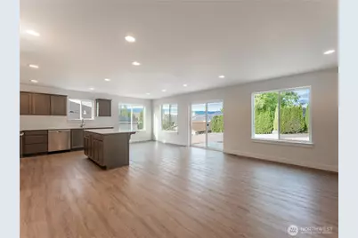 2340 2nd Street SE, East Wenatchee, WA 98802 - Photo 10