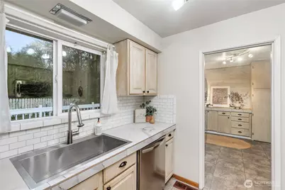 10668 Bethel Burley Road SE, Port Orchard, WA 98367 - Photo 16