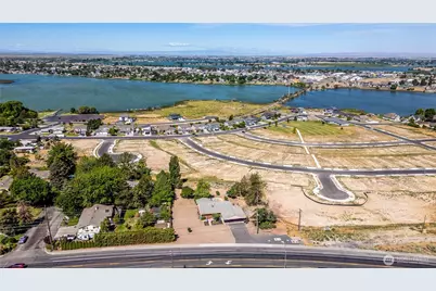 1804 S Division Street, Moses Lake, WA 98837 - Photo 8