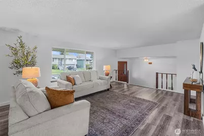 807 Wayne Drive, Centralia, WA 98531 - Photo 6