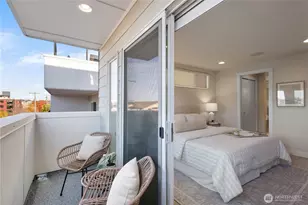 2212 Franklin Ave E, Seattle, WA 98102 - Photo 10