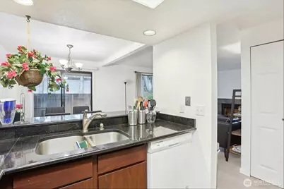 705 NE 143rd Avenue #A1, Bellevue, WA 98007 - Photo 8