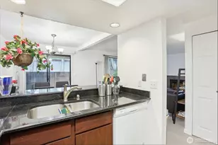 705 NE 143rd Ave, Bellevue, WA 98007 - Photo 8