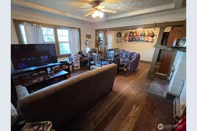 2213 Laurel Street, Port Angeles, WA 98362 - Photo 4