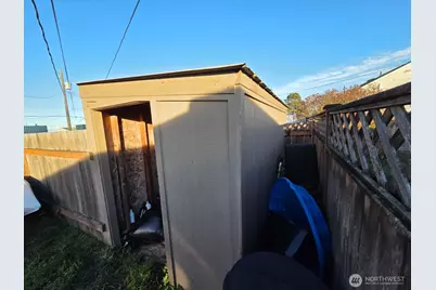 2213 Laurel Street, Port Angeles, WA 98362 - Photo 16