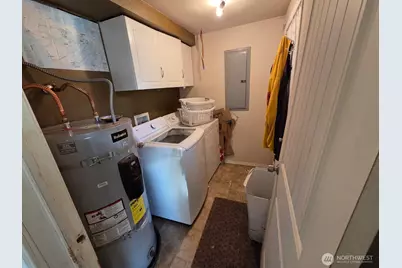 2213 Laurel Street, Port Angeles, WA 98362 - Photo 14