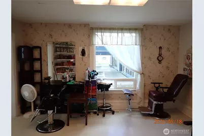 214 W 1st Street, Aberdeen, WA 98520 - Photo 8