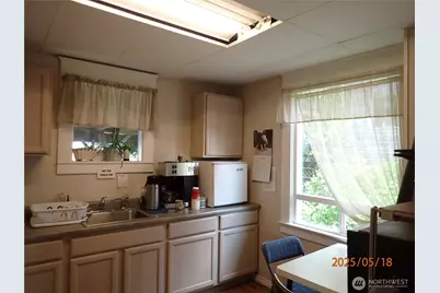 214 W 1st Street, Aberdeen, WA 98520 - Photo 14