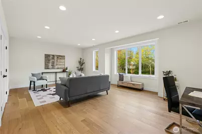 15001 NE 8th Street, Bellevue, WA 98007 - Photo 12