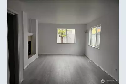 9925 S 242nd Place, Kent, WA 98030 - Photo 4