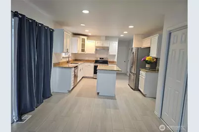 9925 S 242nd Place, Kent, WA 98030 - Photo 6