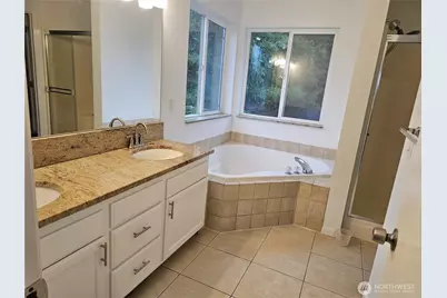 9925 S 242nd Place, Kent, WA 98030 - Photo 18