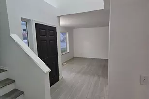 9925 S 242nd Pl, Kent, WA 98030 - Photo 10