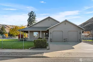 537 Chrisand Ln, Wenatchee, WA 98801 - Photo 4