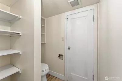 303 NE Ash Avenue, College Place, WA 99324 - Photo 16