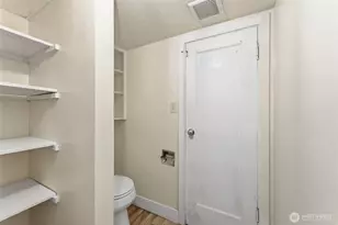 303 NE Ash Ave, College Place, WA 99324 - Photo 16