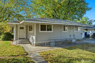 303 NE Ash Avenue, College Place, WA 99324 - Photo 1