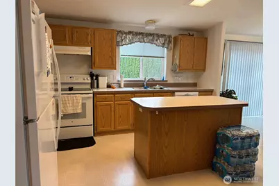 8370 Harborview Road #7, Blaine, WA 98230 - Photo 6